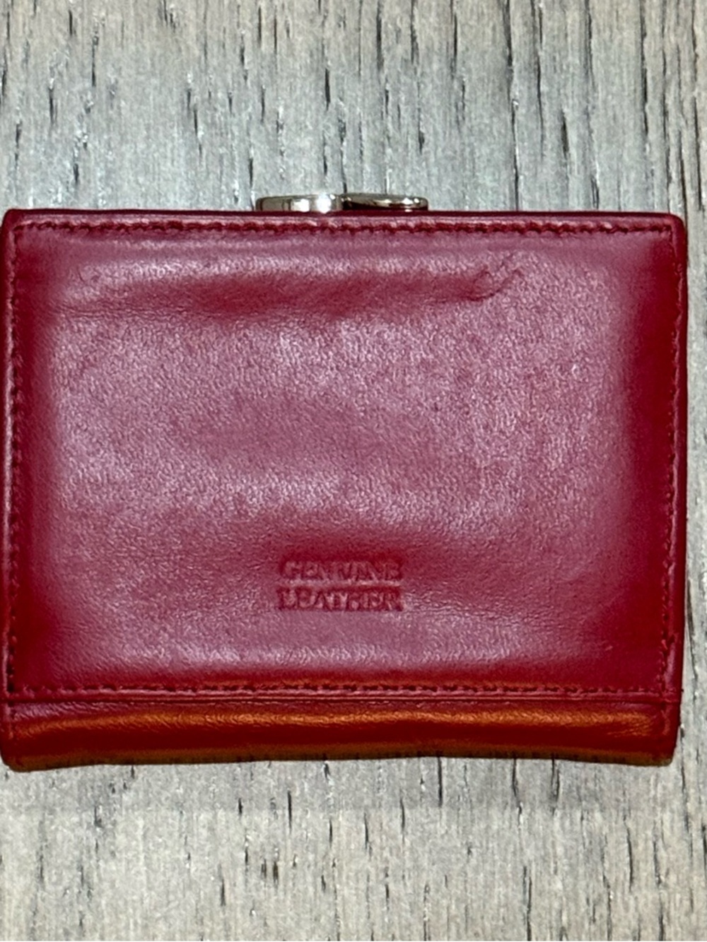 Vintage Genuine Leather Compact Wallet in Deep Red w/Kisslock coin pouch